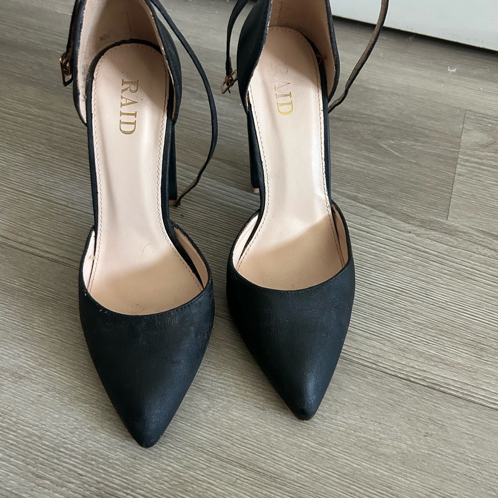 Black Block Heels - Picture 2 of 4